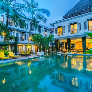 Casa Padma Suites Legian